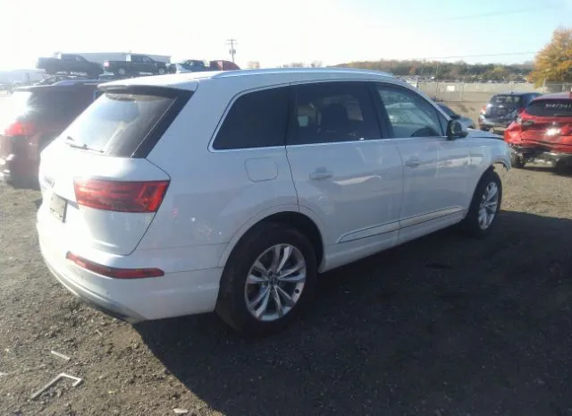 WA1AHAF70KD016356  audi q7 2019 IMG 3