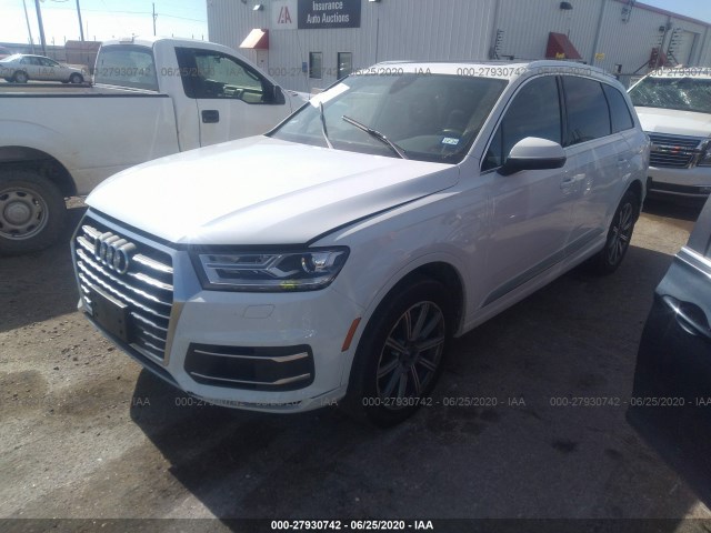 WA1AHBF71KD039330  audi q7 2019 IMG 1