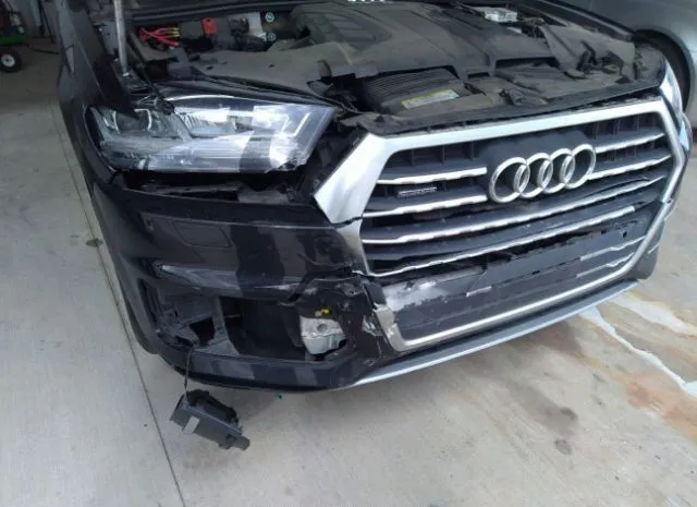 WA1LAAF70KD002941  audi q7 2019 IMG 5