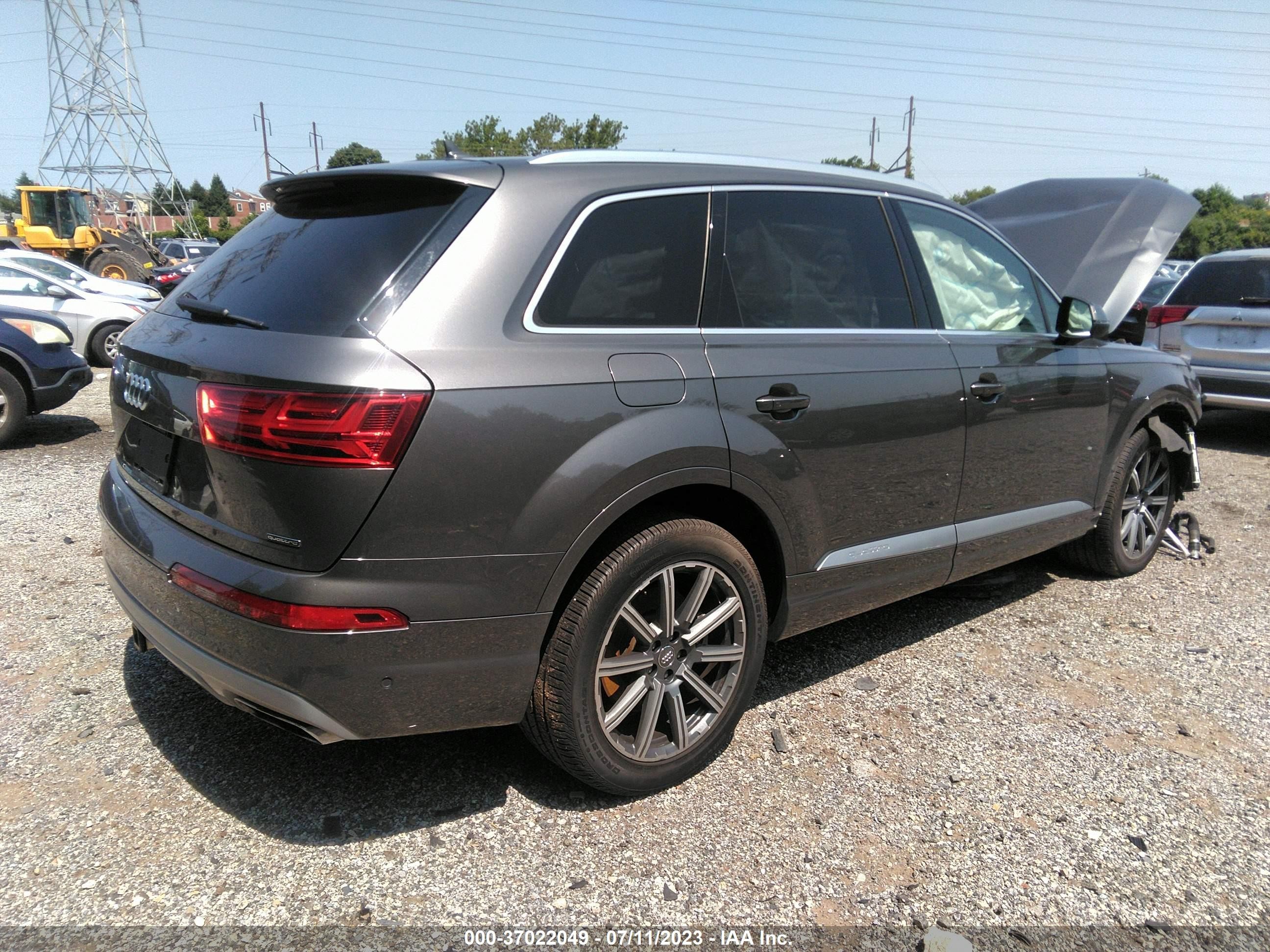 WA1LAAF76KD031716  audi q7 2019 IMG 3