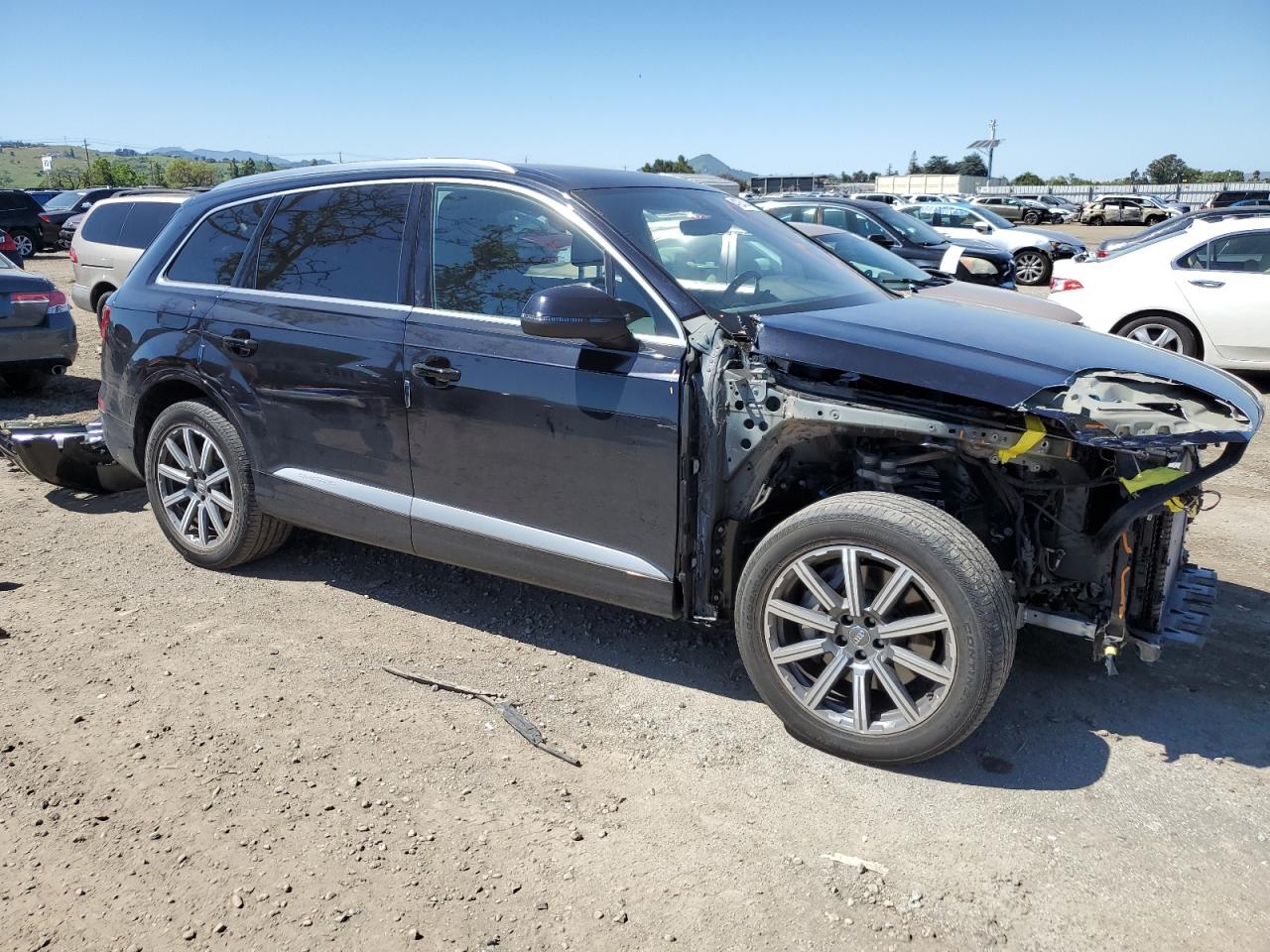 WA1LAAF77KD030994  audi q7 2019 IMG 3