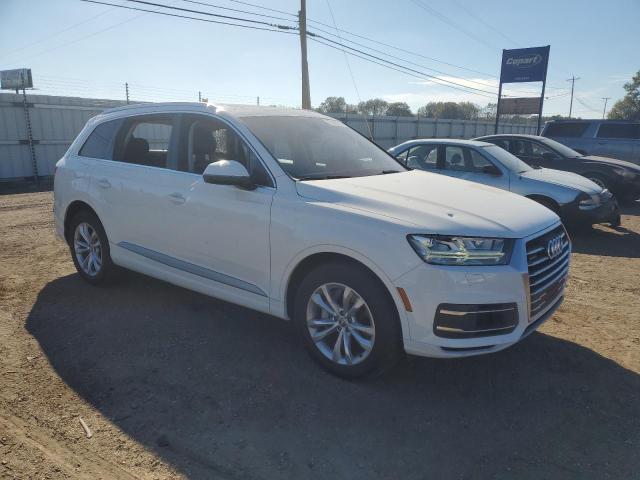 WA1LAAF77KD044510  audi q7 2019 IMG 3