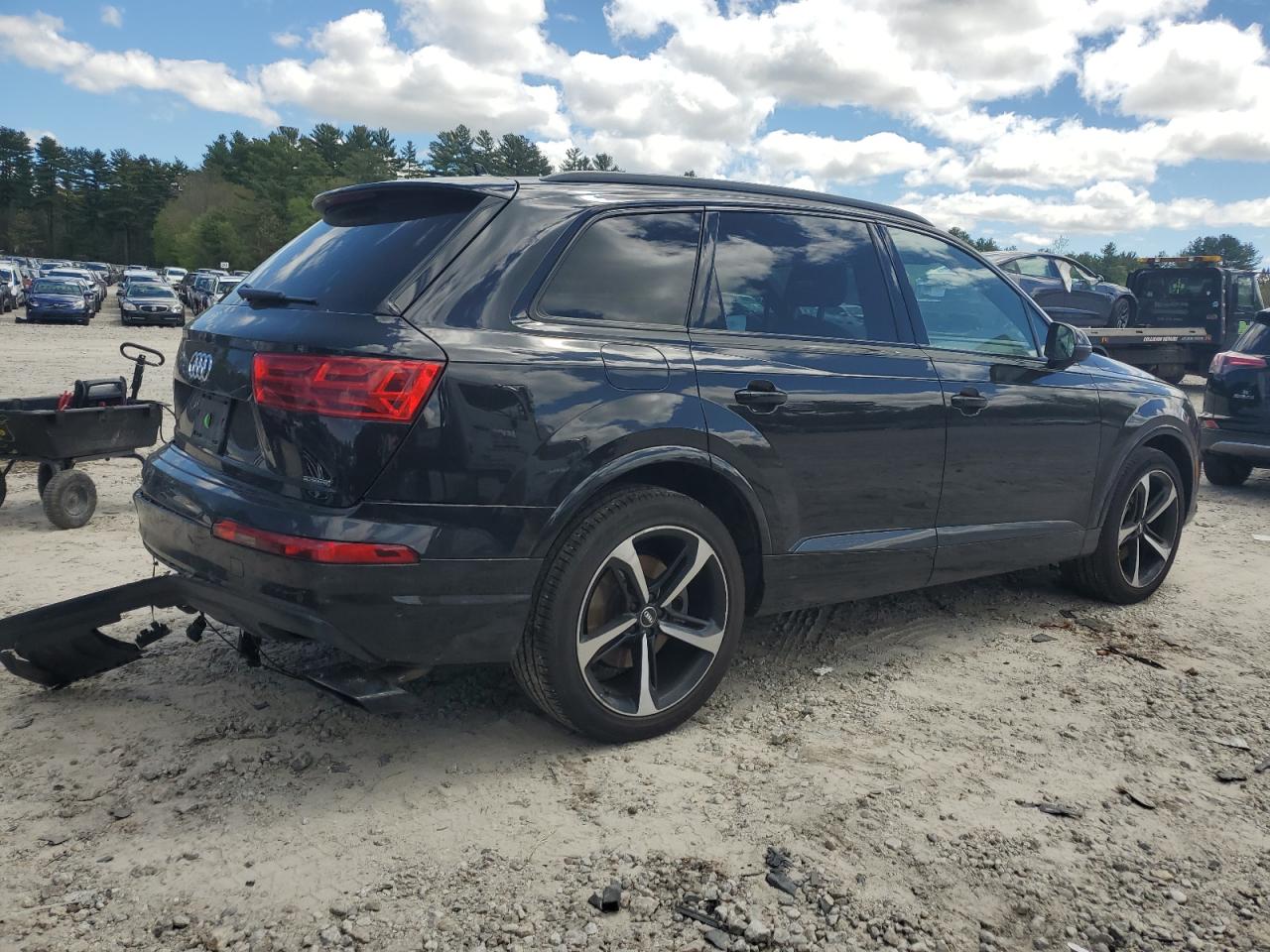 WA1VAAF76KD038402  audi q7 2019 IMG 2