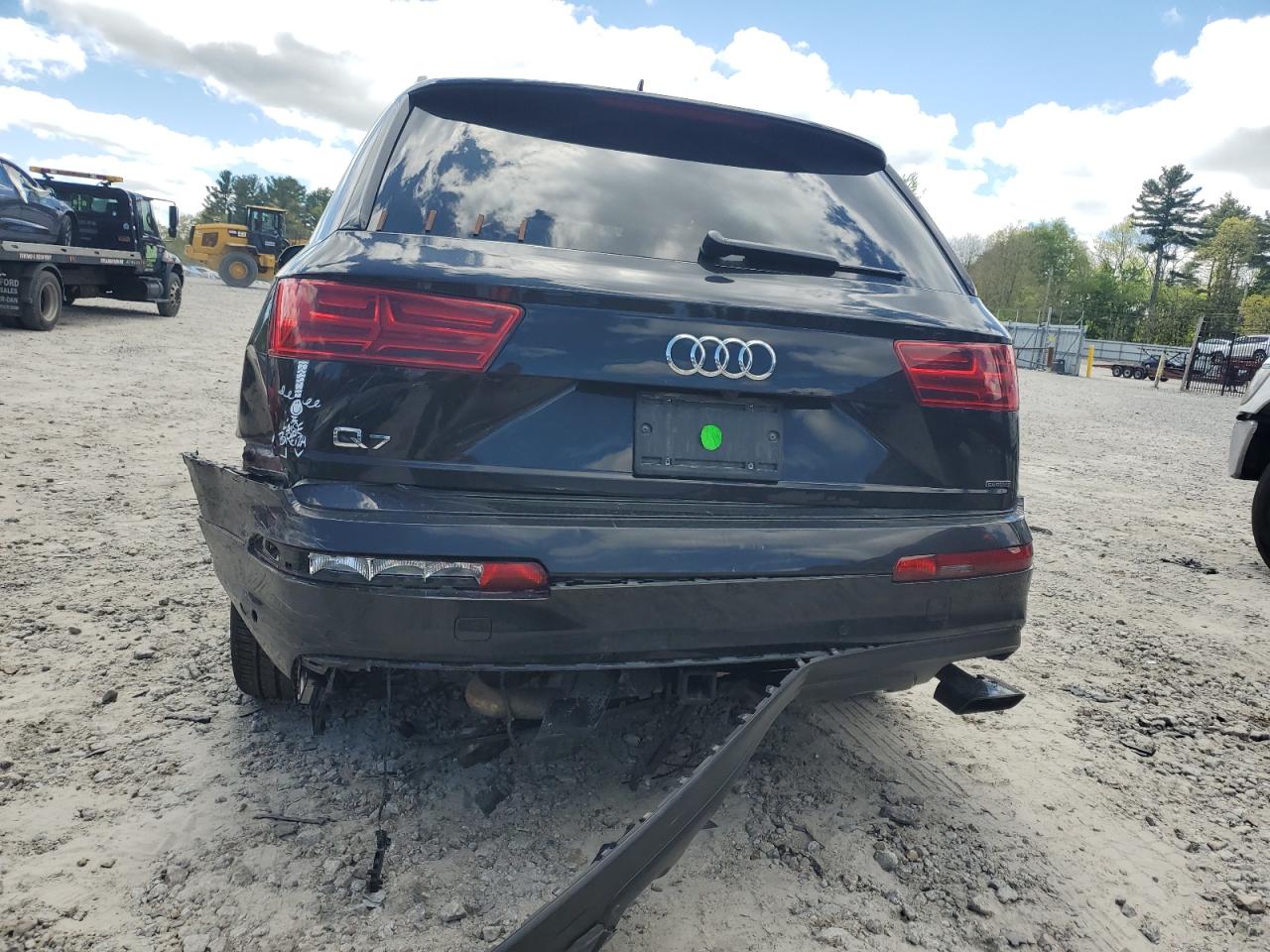 WA1VAAF76KD038402  audi q7 2019 IMG 5