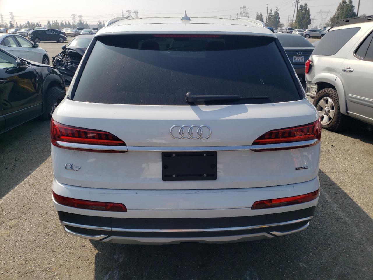 WA1AJAF7XMD040297  audi q7 2021 IMG 5