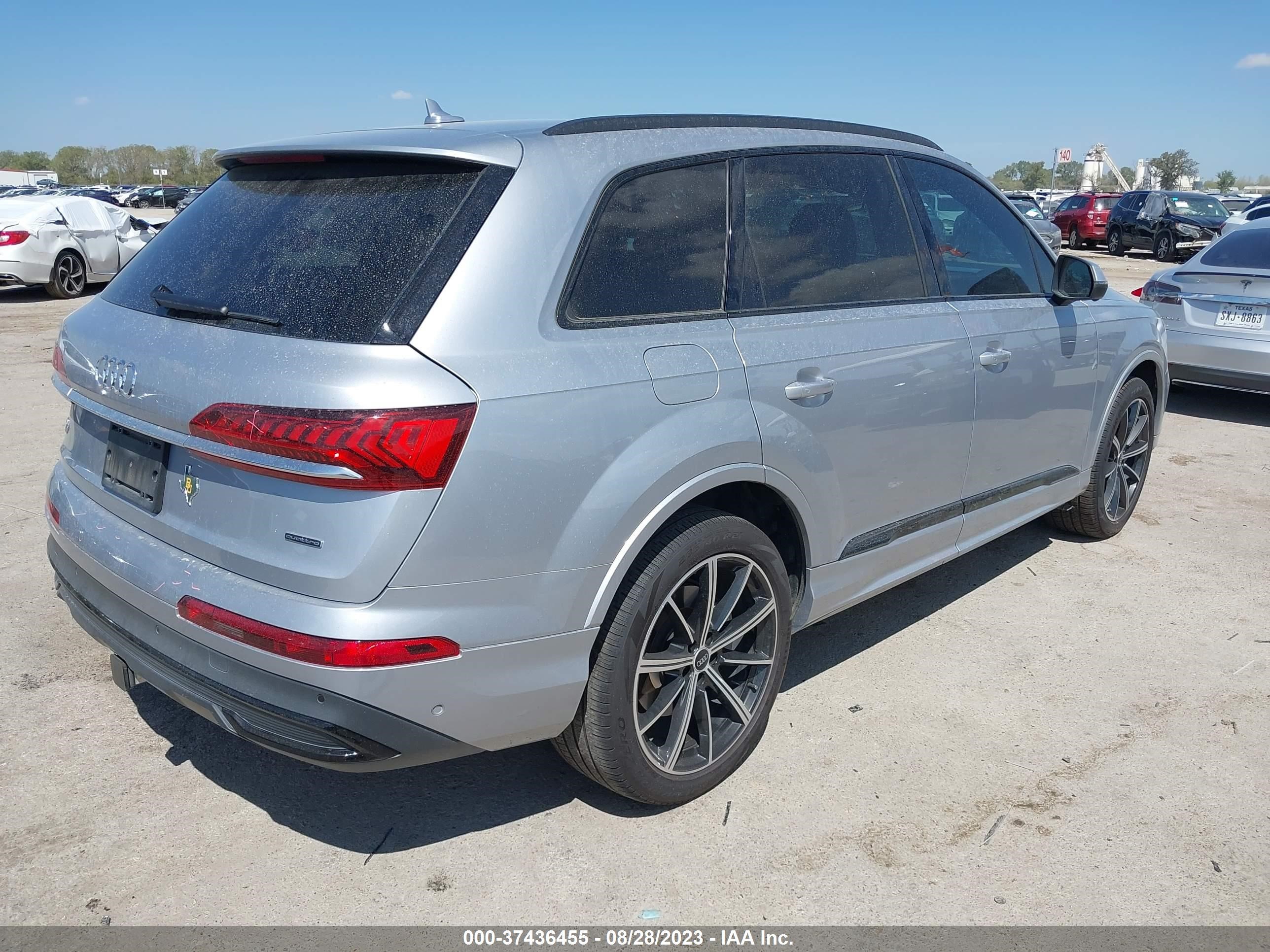 WA1LXAF73MD022635  audi q7 2021 IMG 3