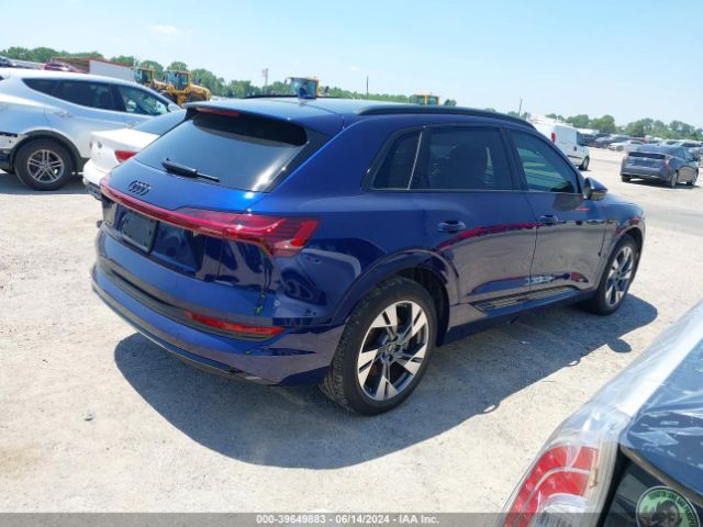 WA1AAAGE9NB037899  audi q7 e-tron 2022 IMG 3