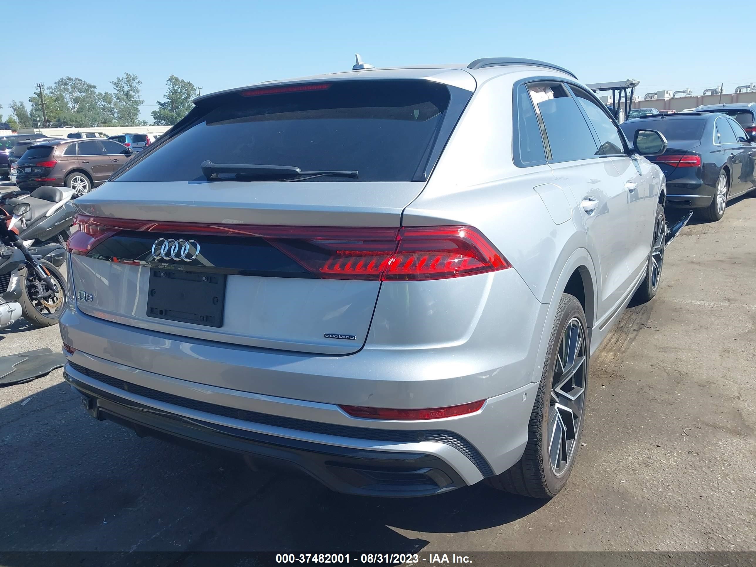 WA1EVAF11KD022642  audi q8 2018 IMG 3