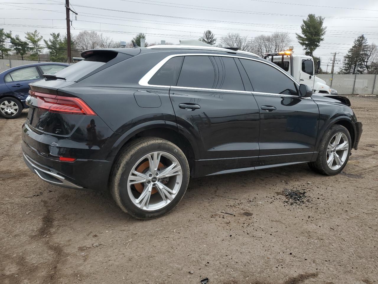 WA1AVBF12ND024893  audi q8 2022 IMG 2