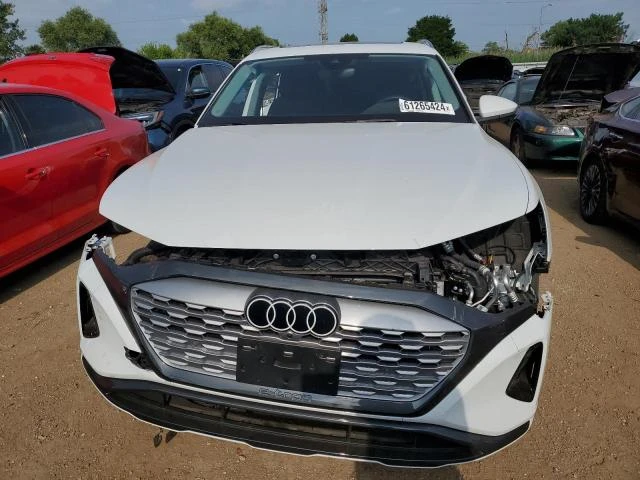 WA14AAGE2RB015813  audi q8 e-tron 2023 IMG 4