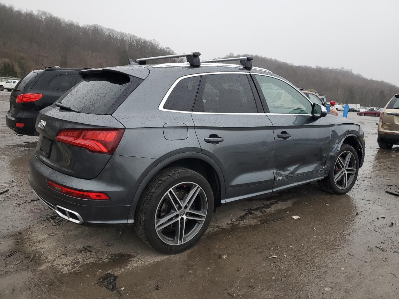 WA1B4AFY8K2114832  audi sq5 2019 IMG 2