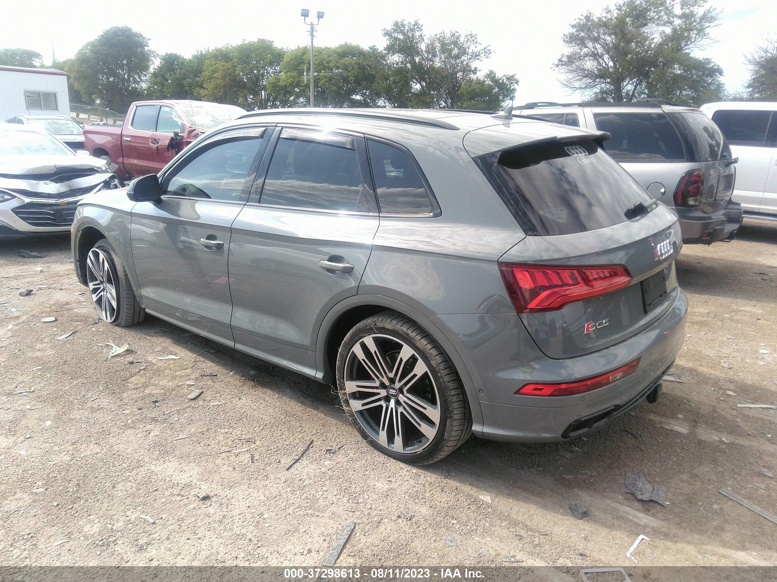 WA1C4BFY0L2068473  audi sq5 2020 IMG 2