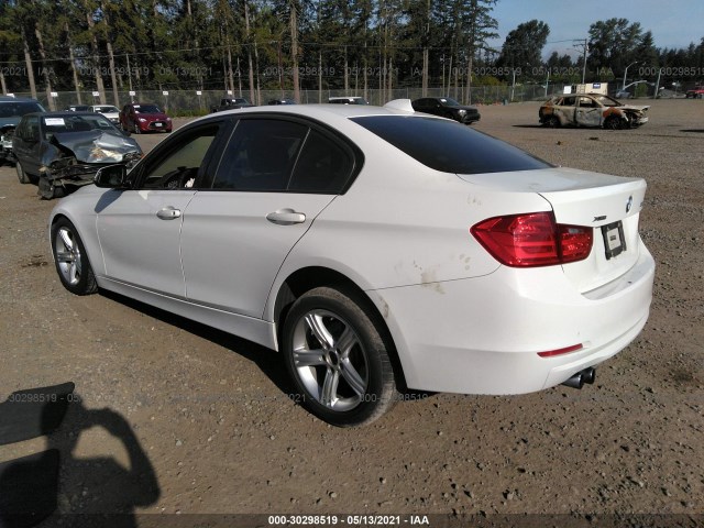 WBA3B5G58FNS13731  bmw 3 2015 IMG 2