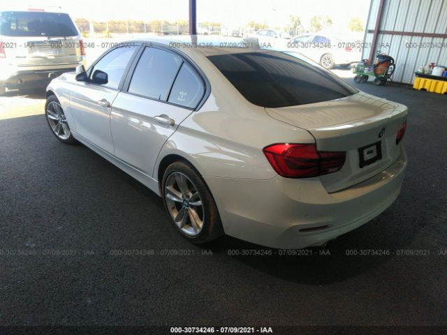 WBA8E1G31HNU16337  bmw 3 2017 IMG 2