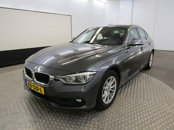 WBA8D11060K776517  bmw  2016 IMG 0