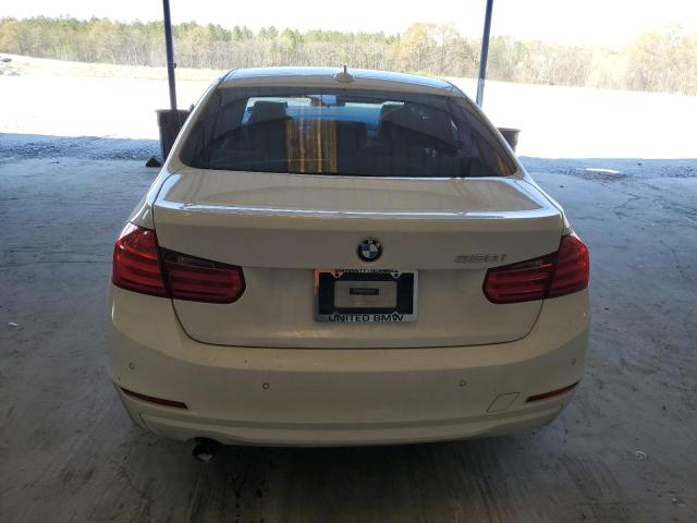 WBA3B1C57EP678910  bmw 320 i 2014 IMG 5