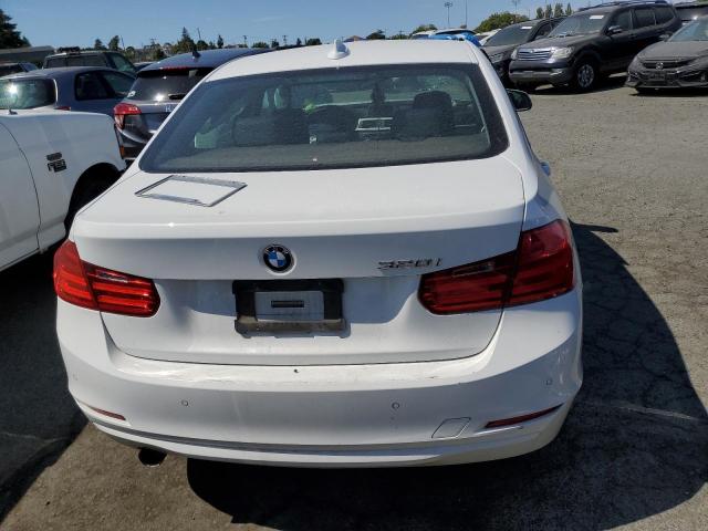 WBA3B1G5XENS79754  bmw 320 i 2014 IMG 5