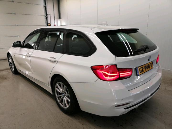 WBA8J91000K424282  bmw 320d 2015 IMG 3