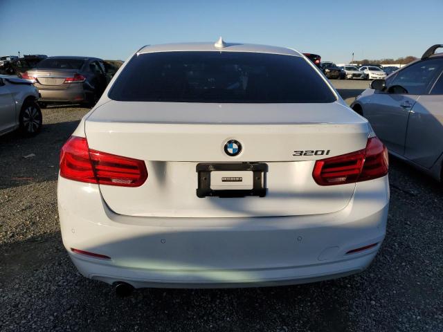 WBA8E1G50GNT33773  bmw 320i 2015 IMG 5