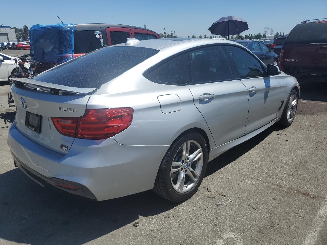 WBA3X5C53ED557821  bmw 328i xdrive gt 2013 IMG 2