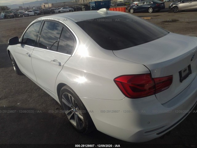 WBA8B9G39HNU55328  bmw 330i 2017 IMG 2