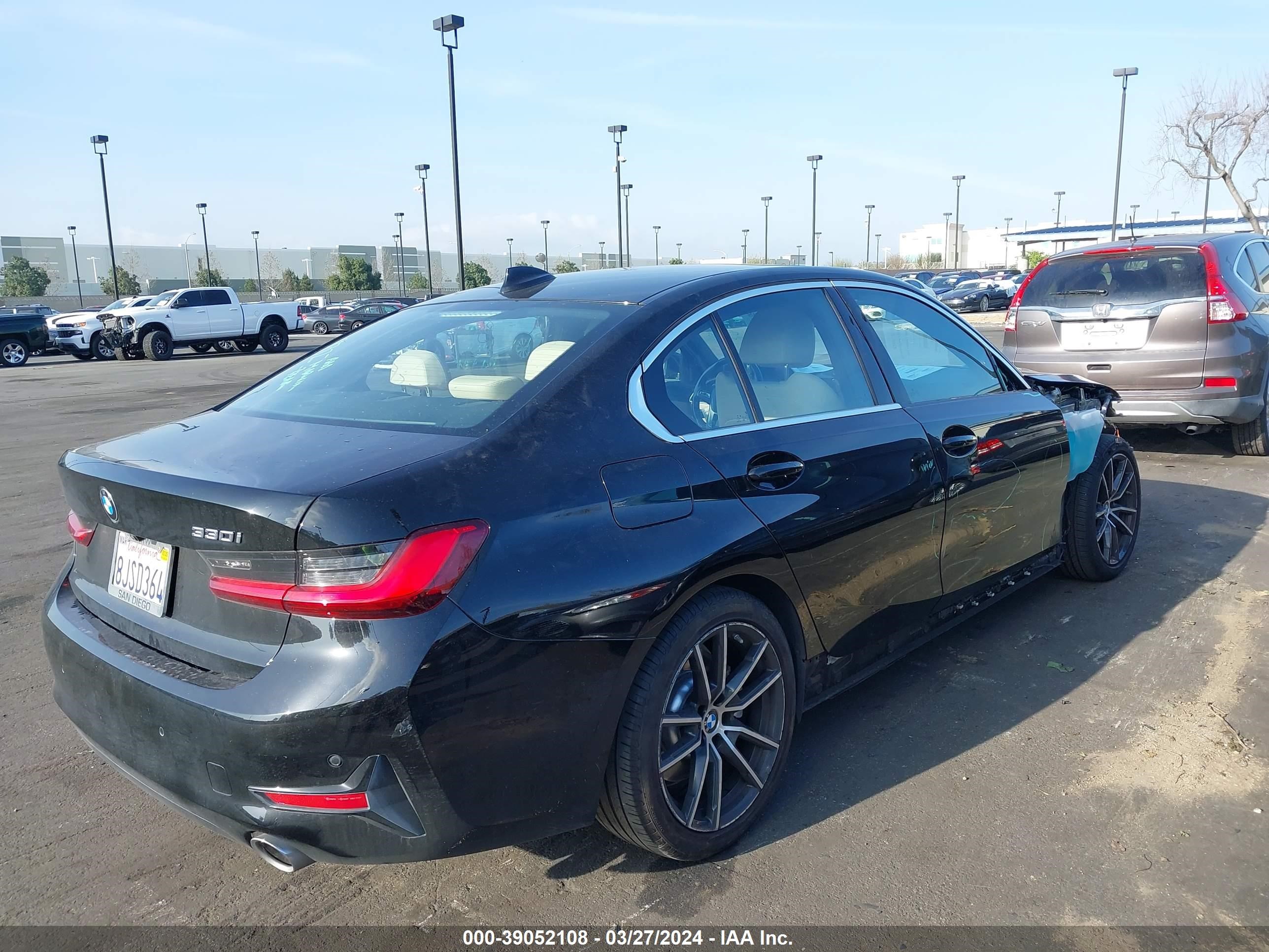 WBA5R1C50KAJ99103  bmw 330i 2019 IMG 3