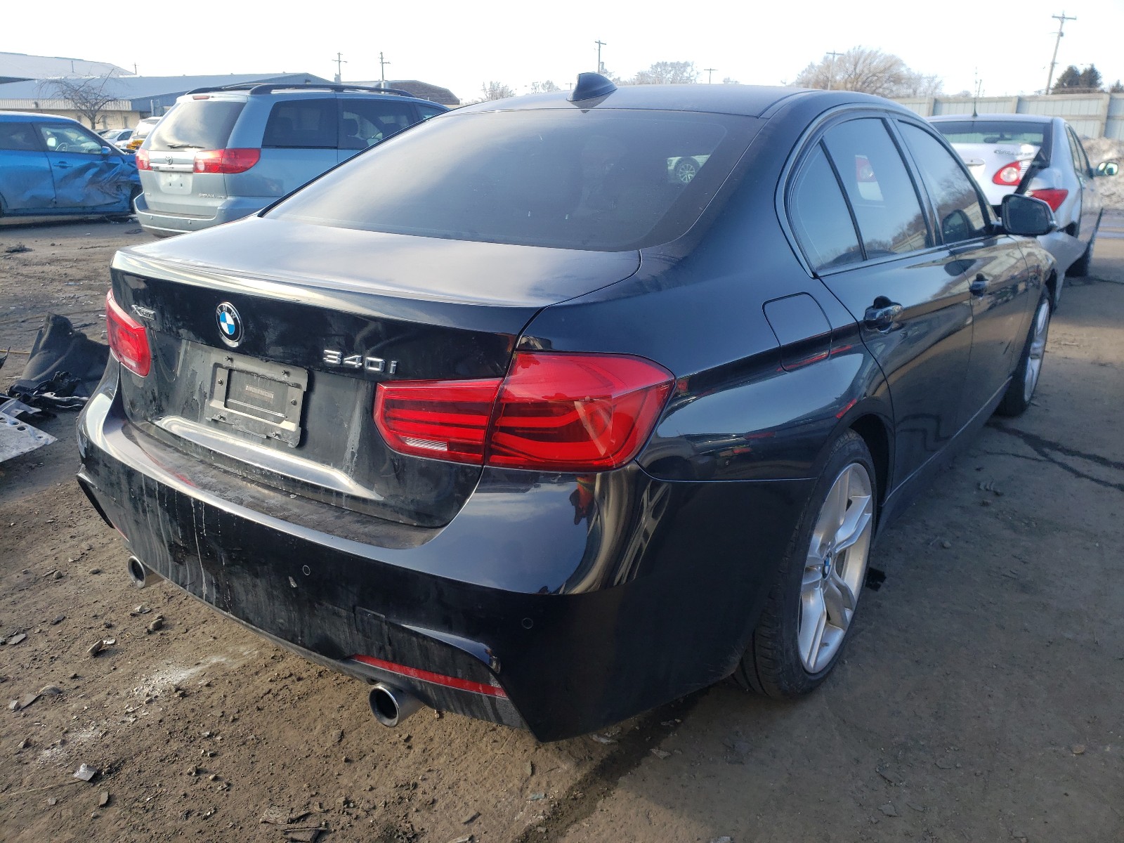 WBA8B7G37HNU38354  bmw 340 xi 2017 IMG 3