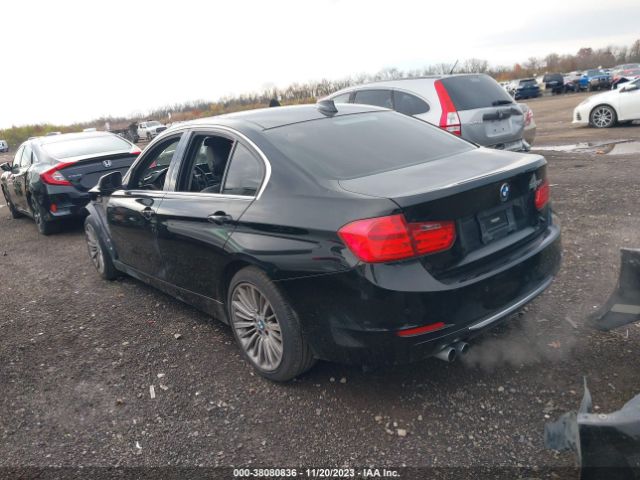 WBA3A5C55DF359763  bmw 3 series 2012 IMG 2