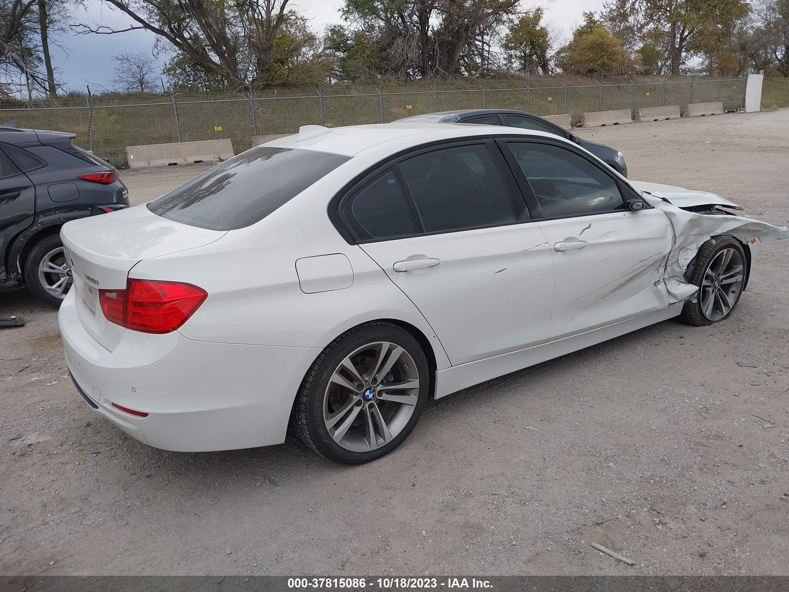 WBA3B3C59EJ980620  bmw  2014 IMG 3