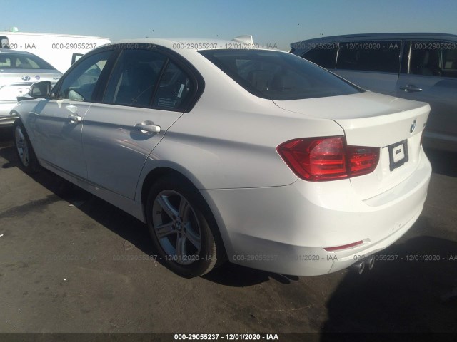 WBA3C1C54FP852768  bmw 3 series 2014 IMG 2