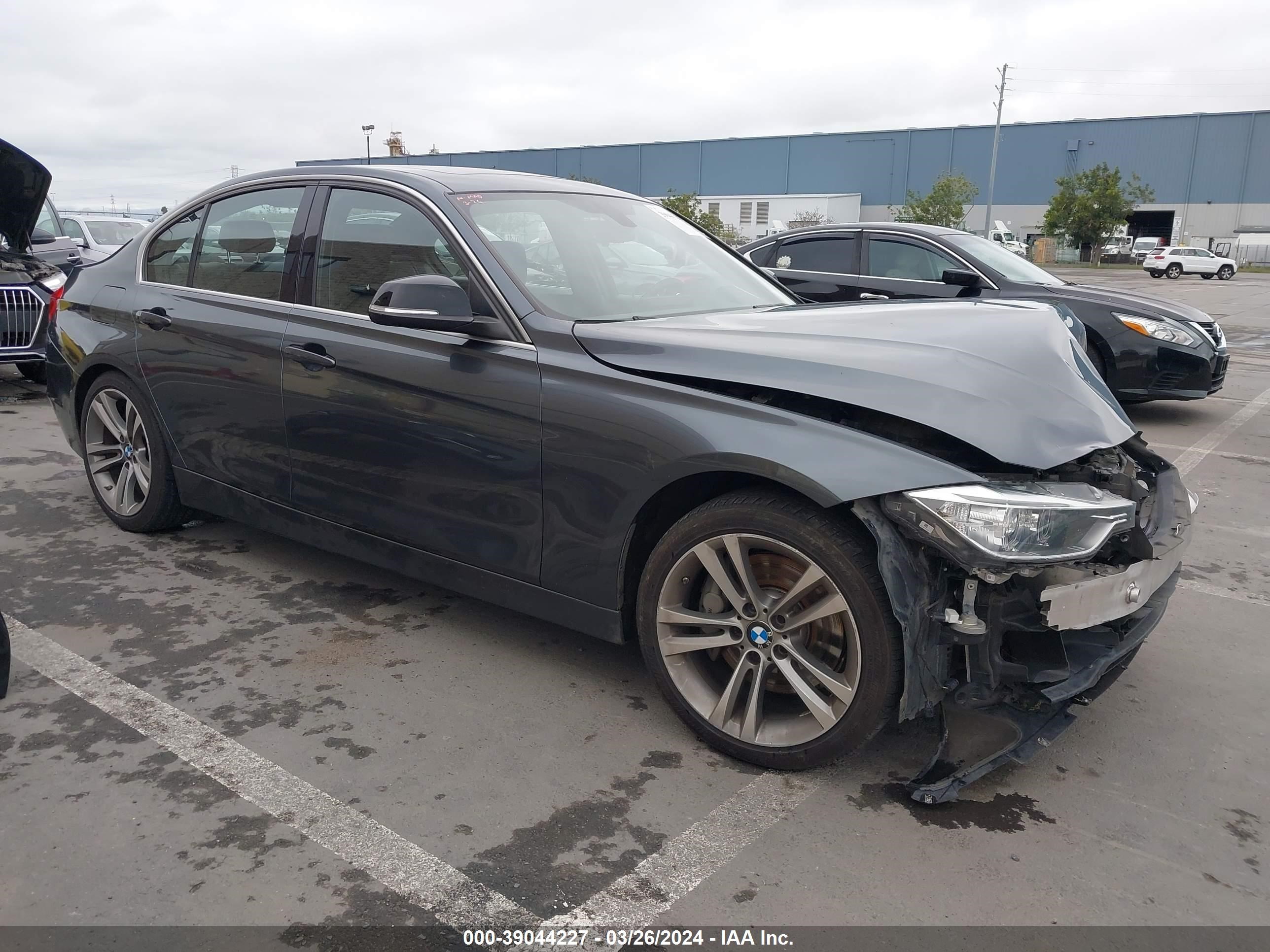 WBA3A9G58FNT09367  bmw 3 series 2015 IMG 0