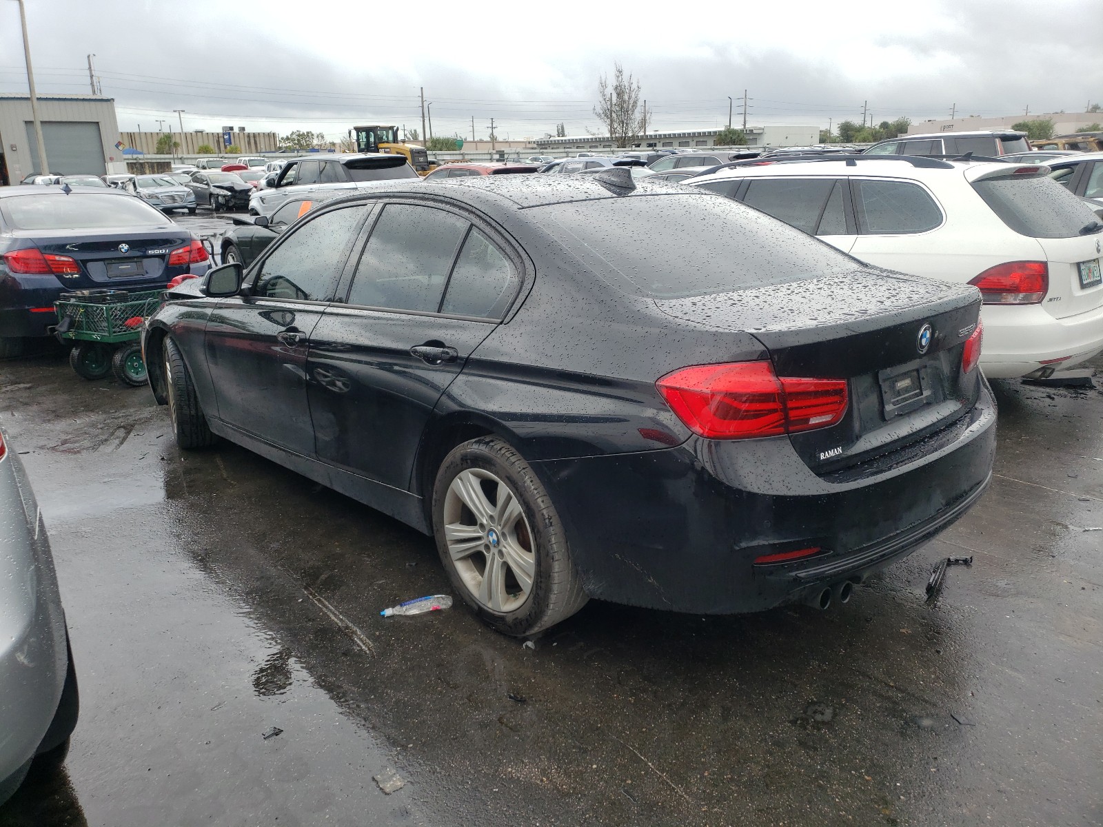 WBA8E9C56GK603739  bmw  2016 IMG 2