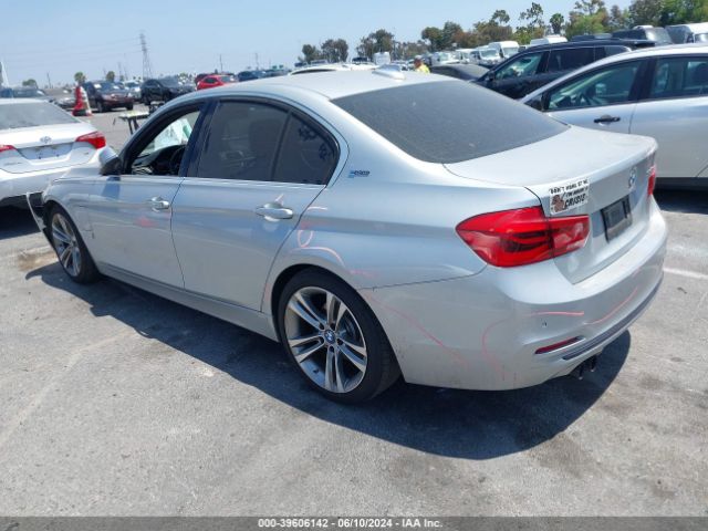 WBA8E1C54HK895118  bmw 3 series 2016 IMG 2