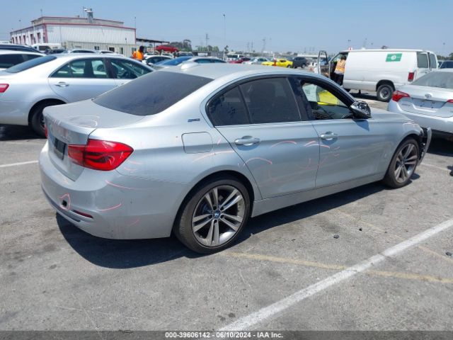 WBA8E1C54HK895118  bmw 3 series 2016 IMG 3