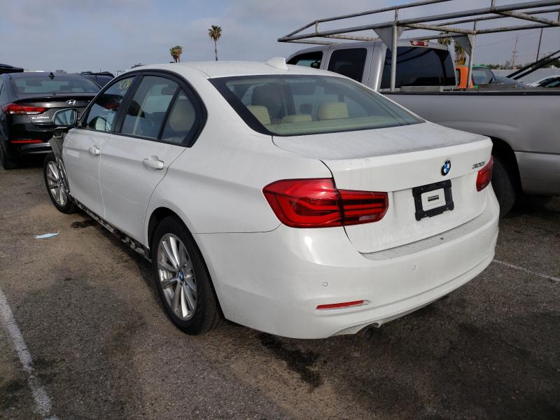 WBA8E1G54GNT36854  bmw 3 series 2016 IMG 2