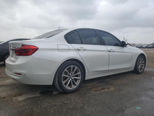 WBA8E5G39HNU42787  bmw 3 series 2016 IMG 2