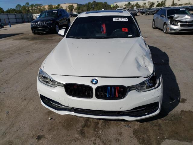 WBA8D9G36HNU64823  bmw 3 series 2017 IMG 4