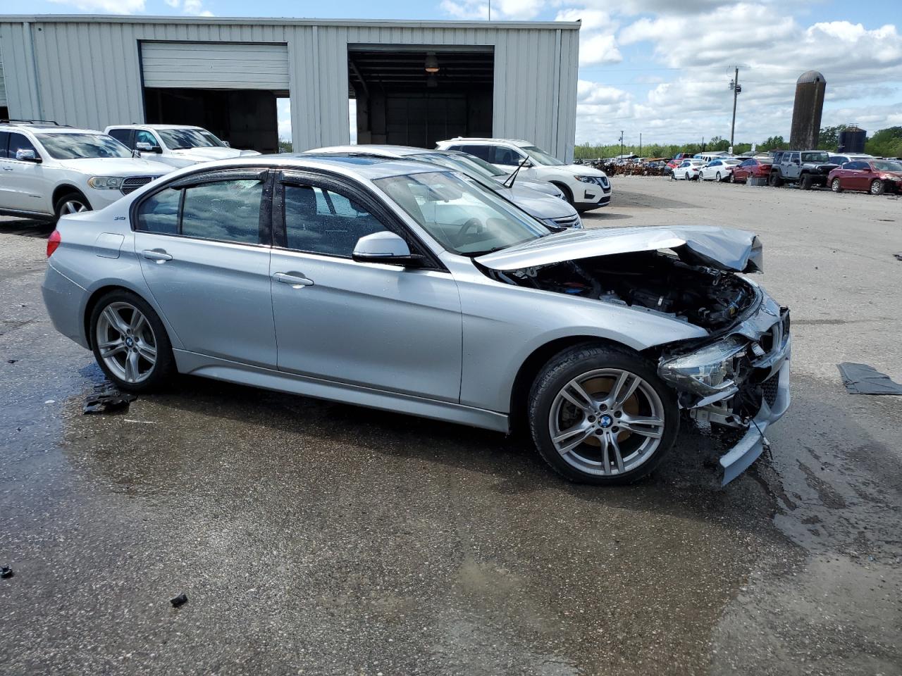 WBA8E1C53JA178429  bmw 3 series 2017 IMG 3