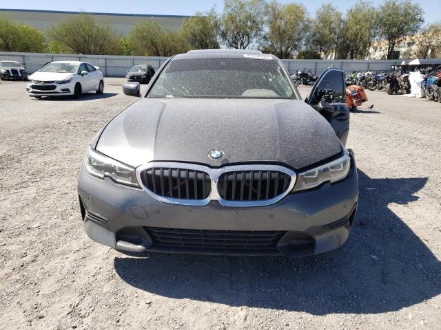 WBA5R1C56KAK08435  bmw 3 series 2019 IMG 4