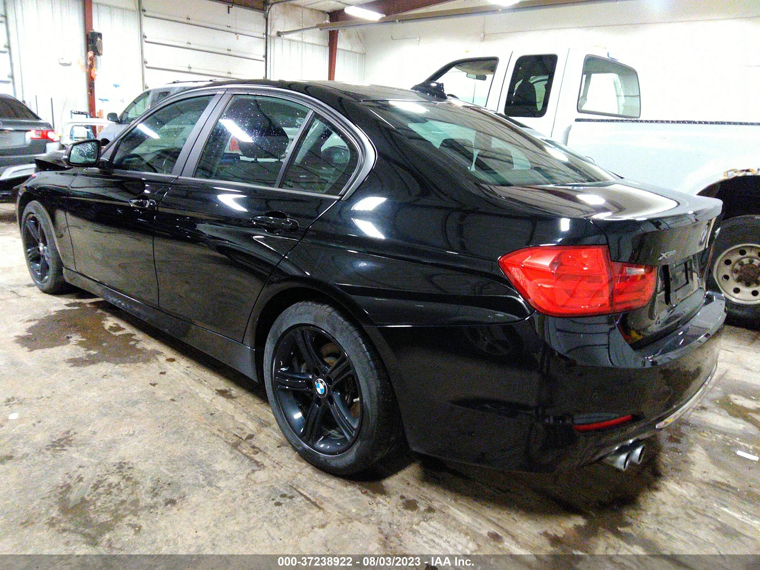 WBA3B3C52EJ977915  bmw 3er 2014 IMG 2