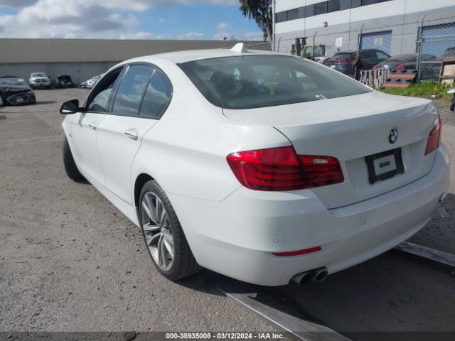 WBA5A5C5XGG354968  bmw 528i 2016 IMG 2