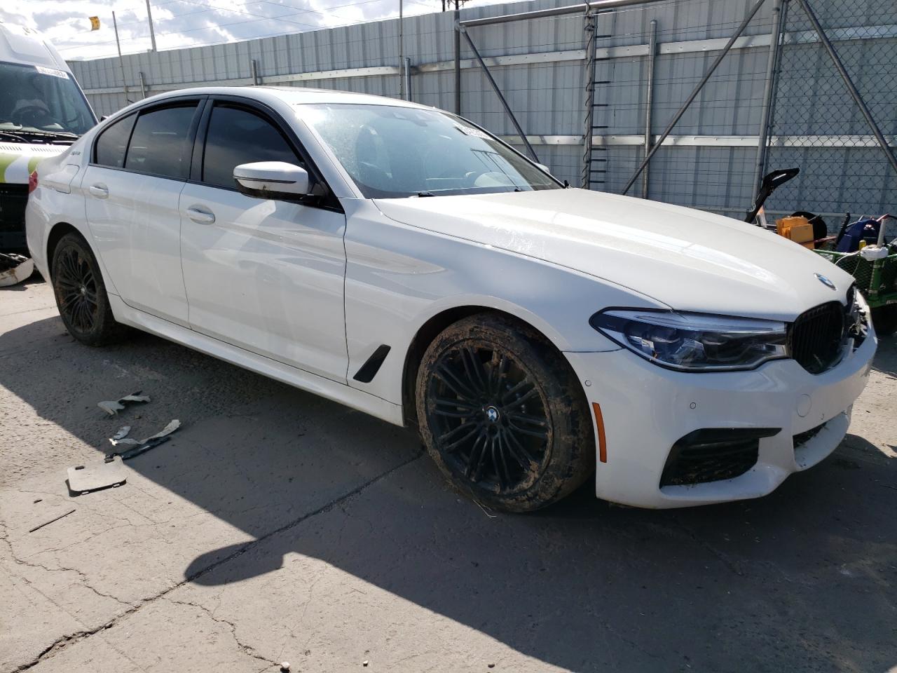 WBAJB1C56KB376623  bmw 530e 2019 IMG 3