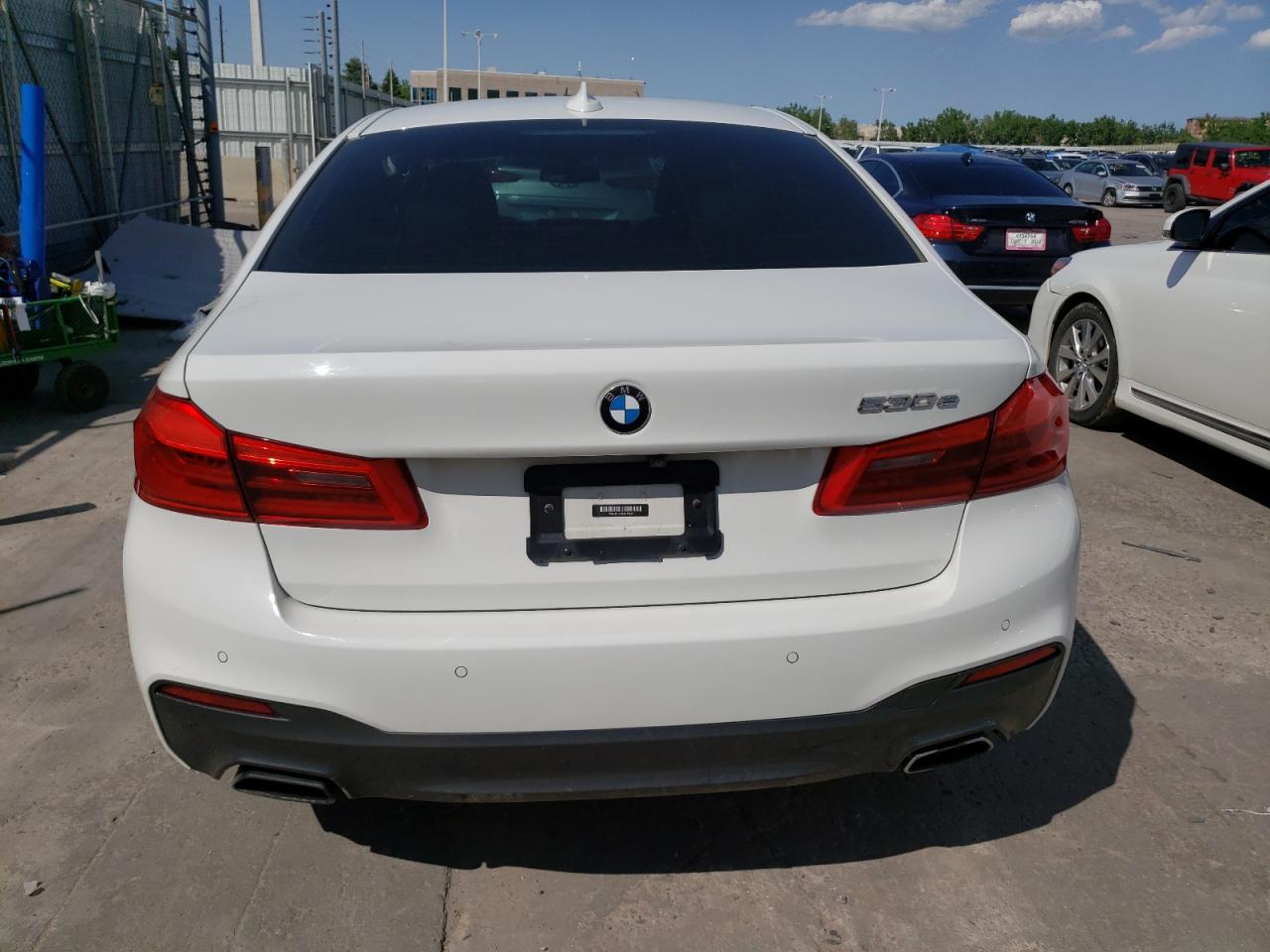 WBAJB1C56KB376623  bmw 530e 2019 IMG 5