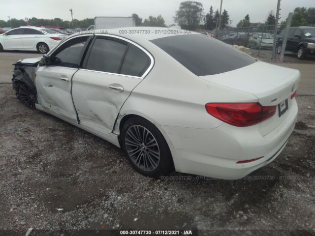 WBAJE7C3XHG888518  bmw  2017 IMG 2