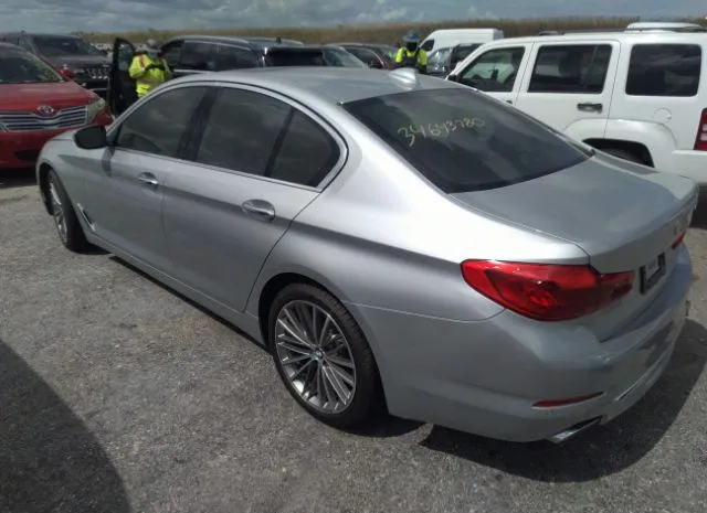 WBAJE5C56JWA98637  bmw 540i 2018 IMG 2