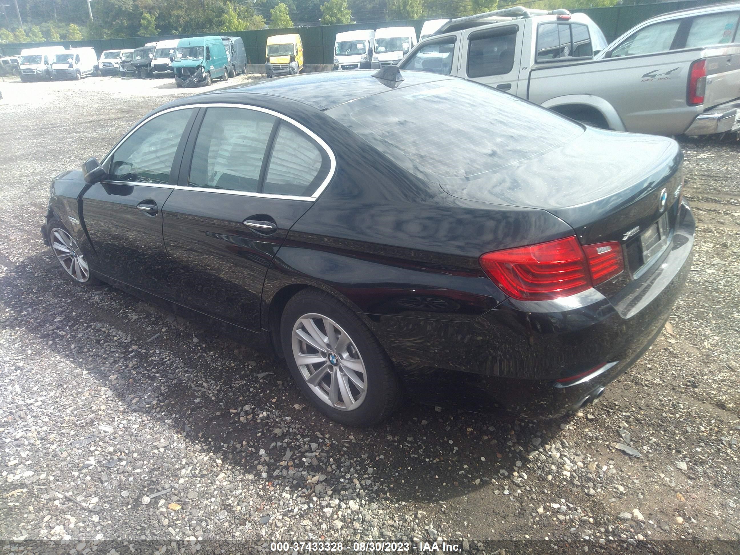 WBA5A7C58FD624369  bmw  2015 IMG 2