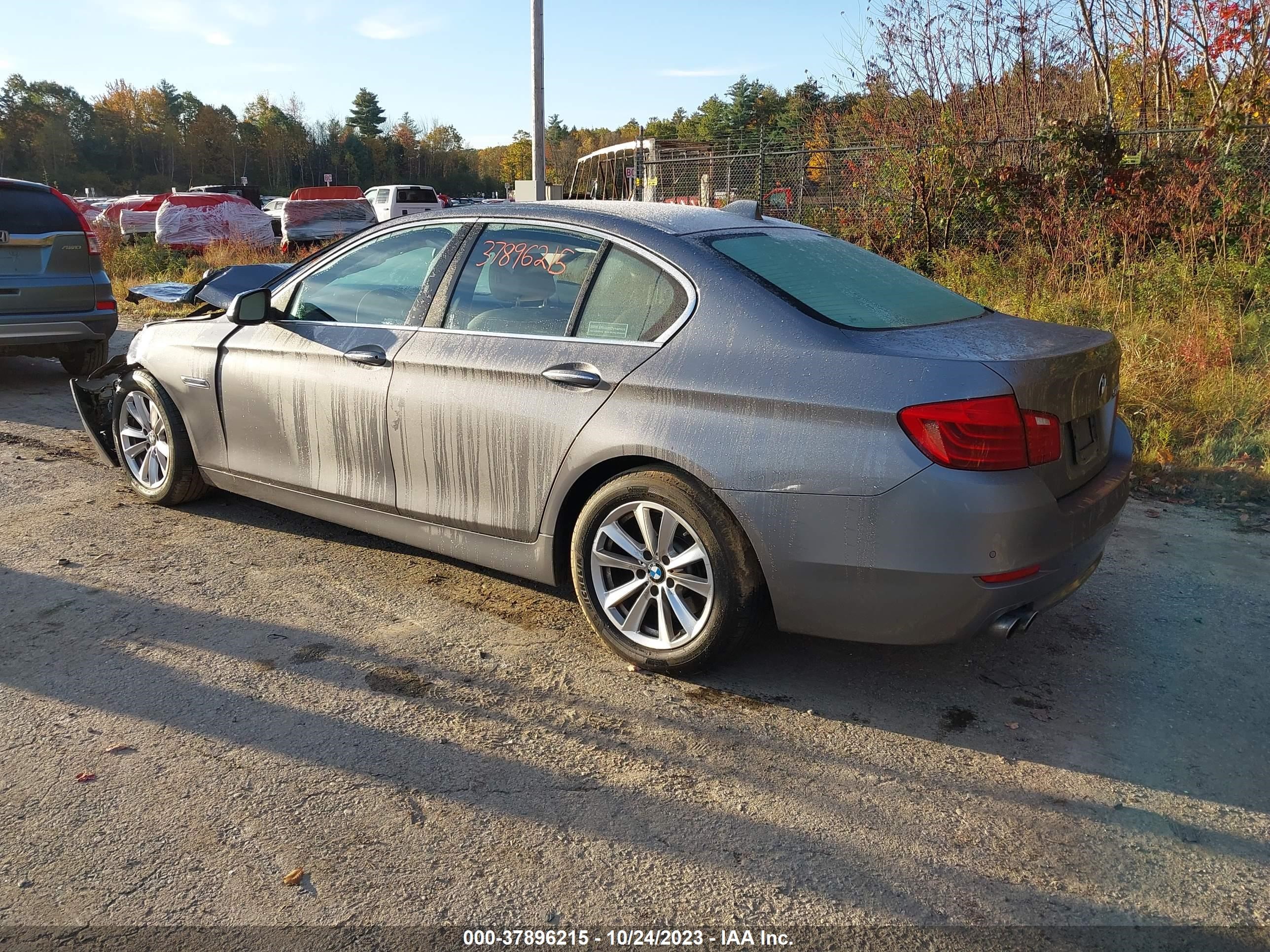 WBA5A5C52FD520903  bmw 5 series 2015 IMG 2