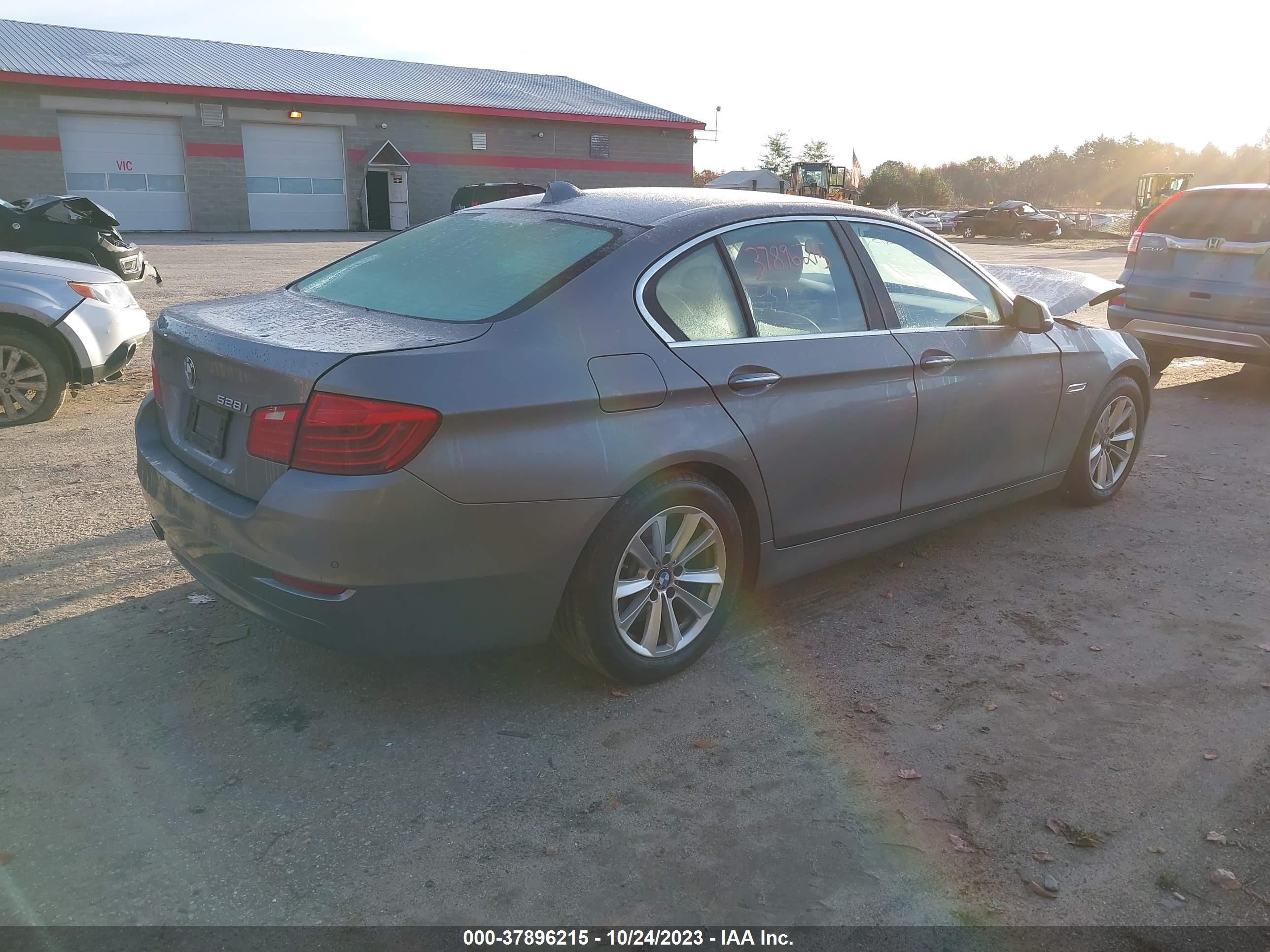 WBA5A5C52FD520903  bmw 5 series 2015 IMG 3