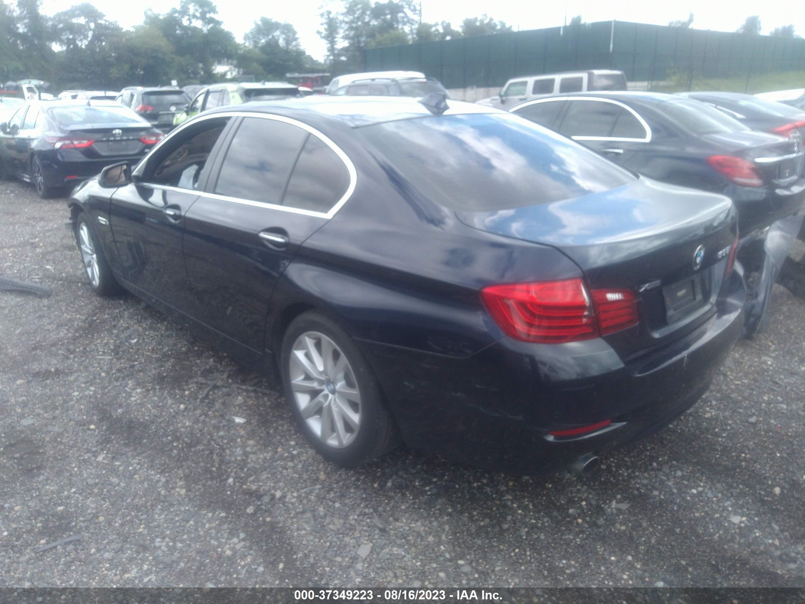 WBA5B3C53GG257791  bmw 5 series 2016 IMG 2