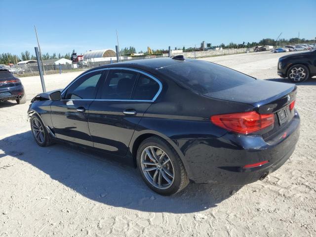 WBAJA7C37HWA70667  bmw 5 series 2017 IMG 1